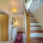 Apple Byrd - Short Stroll Into Town Centre * Kendal