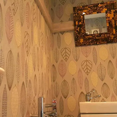 Apple Byrd - Short Stroll Into Town Centre * Kendal