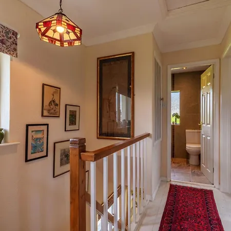 Apple Byrd - Short Stroll Into Town Centre Holiday home *