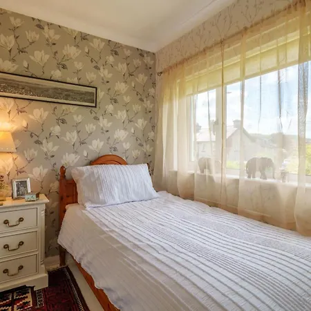 Holiday home Apple Byrd - Short Stroll Into Town Centre *